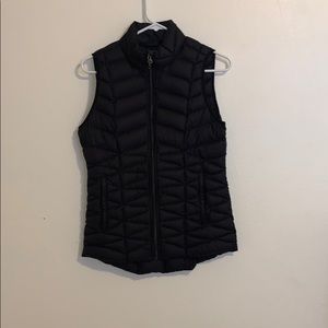 Black puffer vest